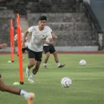 Latihan Dasar Sepak Bola! Rasakan Keseruannya!