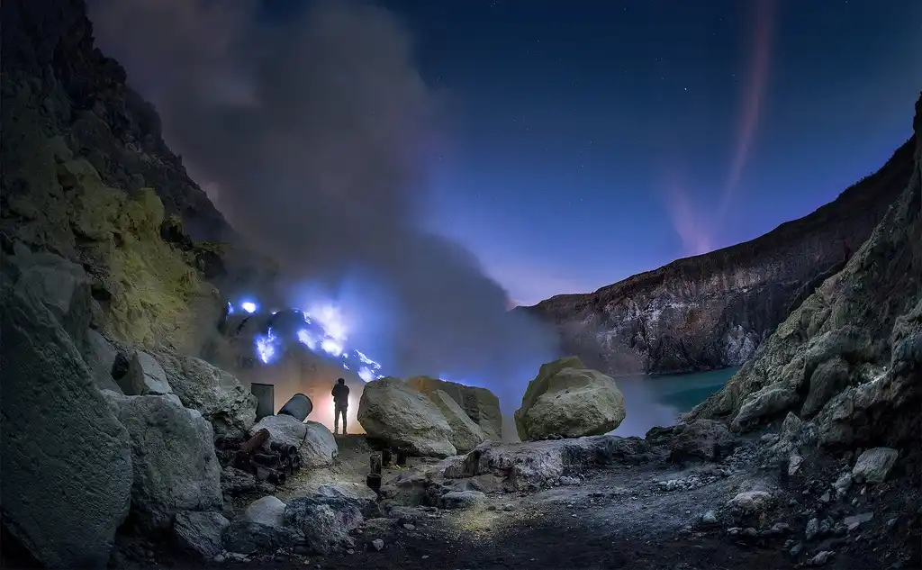 Petualangan Seru di Kawah Ijen