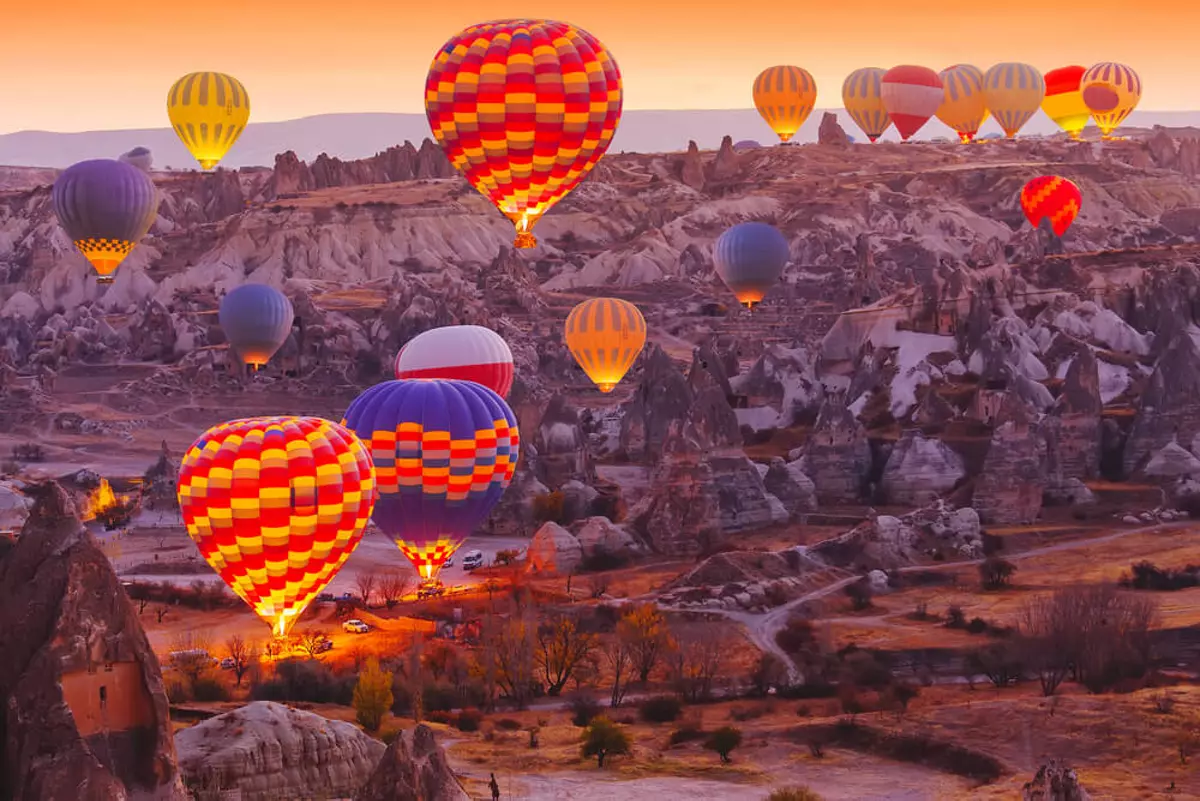 Petualangan di Cappadocia: Rekomendasi Wisata Terbaik!