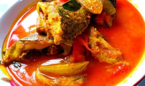 Memasak Asam Padeh Ikan Nila Khas Minang