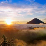 Wisata Dieng Bak Negeri di Atas Awan