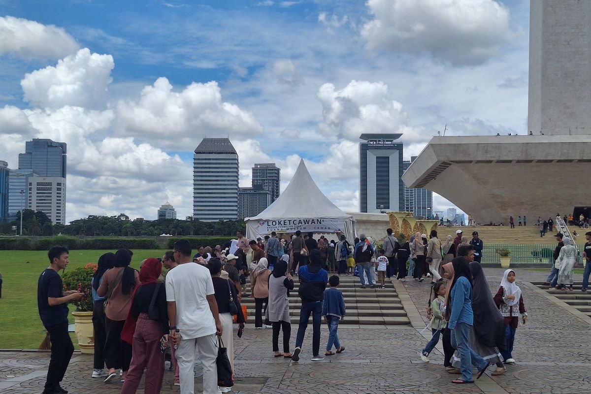 Lebaran di Monas